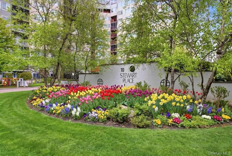 10 Stewart Place #5HW, White Plains, NY 10603 - #2