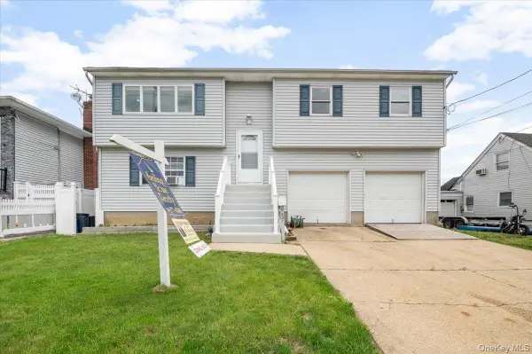 801 S Long Beach Avenue, Freeport, NY 11520