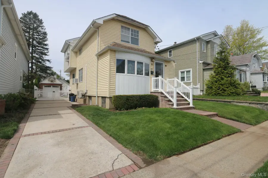 70 Mckee Street, Floral Park, NY 11001 - #2