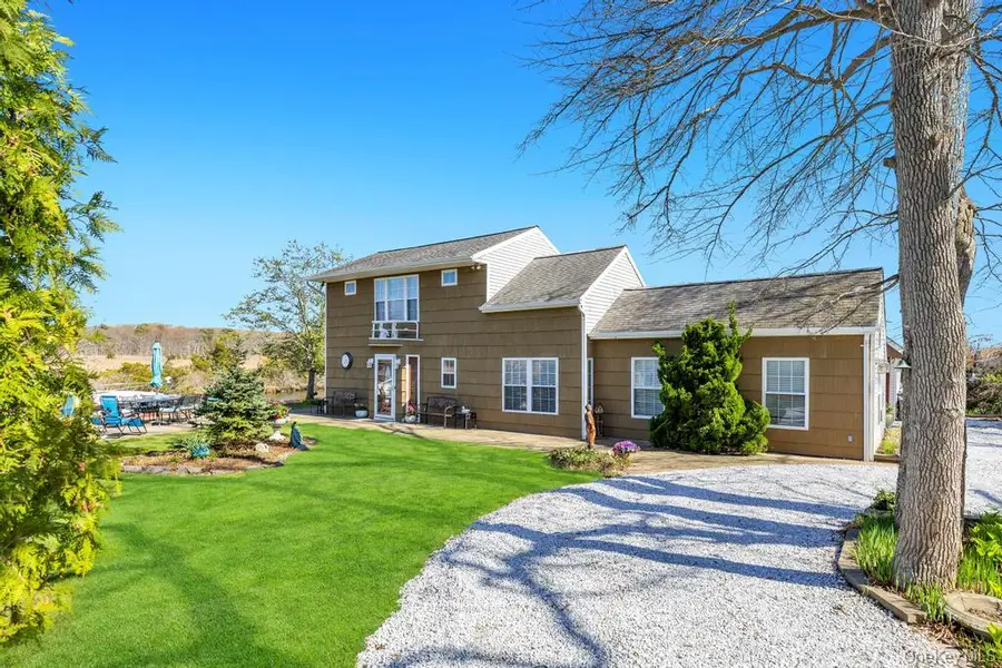 70 Featherbed Lane, Oakdale, NY 11769 - #2