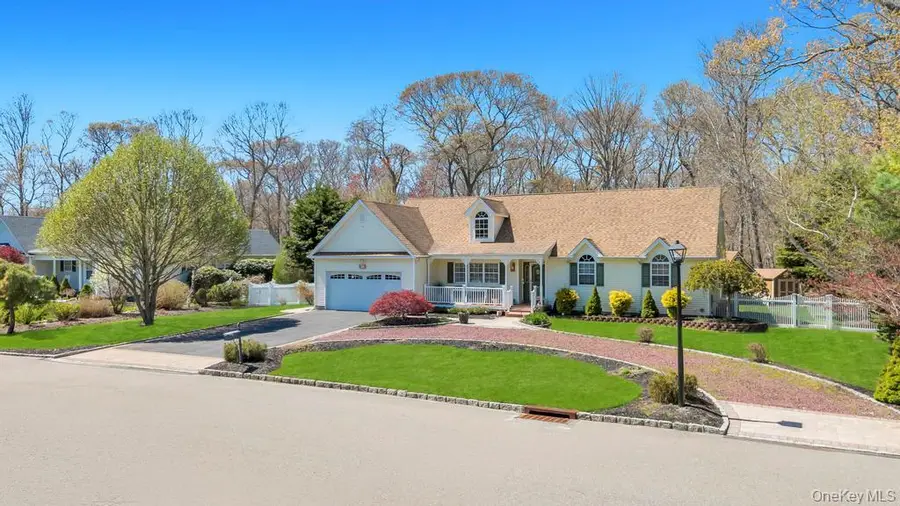38 James Hawkins Road, Moriches, NY 11955 - #3
