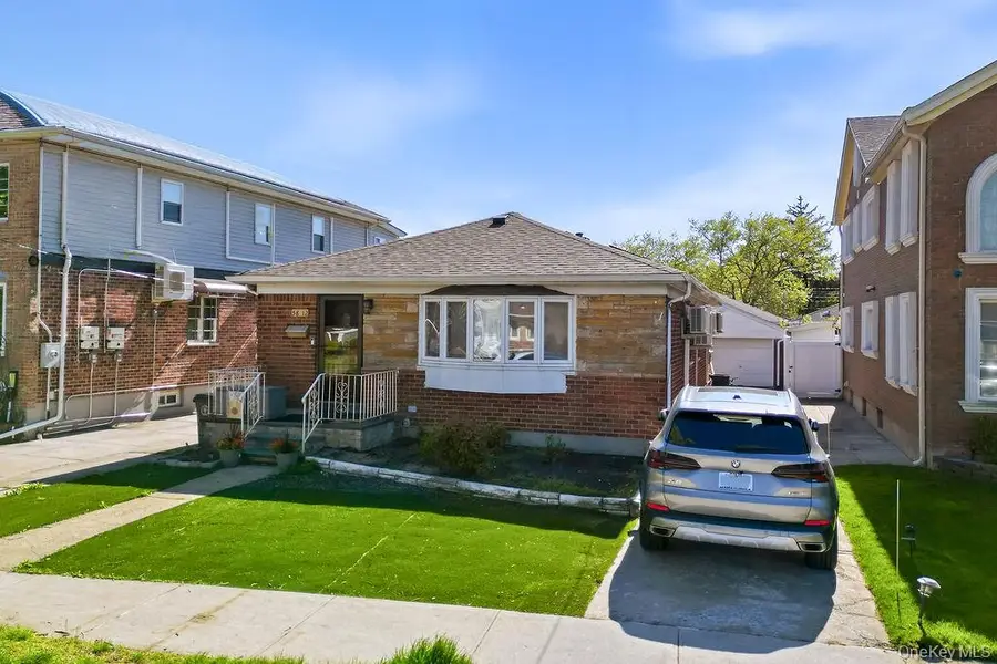 58-12 264th Street, Little Neck, NY 11362 - #2