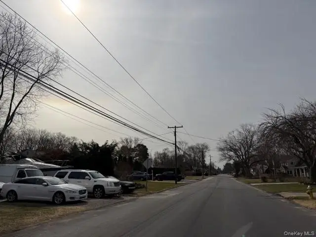 1393 Gardiner Drive, Bay Shore, NY 11706 - #3