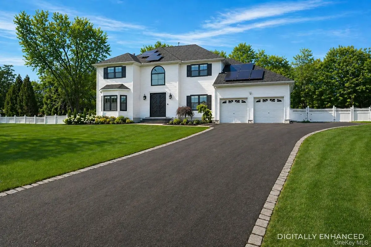 20 Chateau Drive, Manorville, NY 11949 - #1