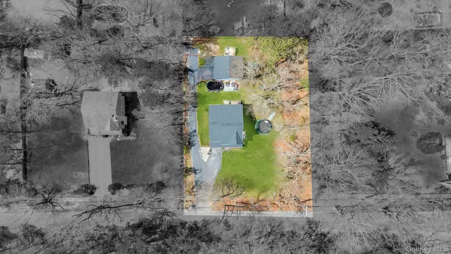 343 Oak Avenue, Riverhead, NY 11901 - #3