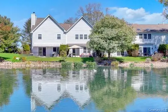 113 Erin Lane, East Setauket, NY 11733 - #3