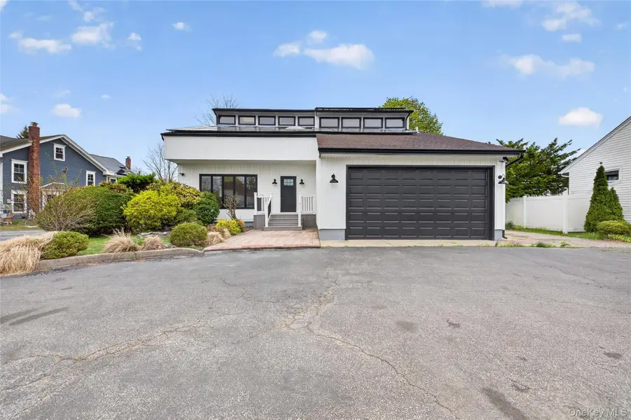 611 Deer Park Avenue, Babylon, NY 11702 - #2