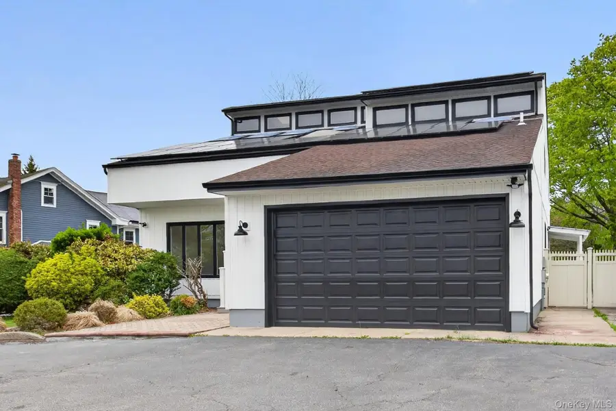 611 Deer Park Avenue, Babylon, NY 11702 - #3