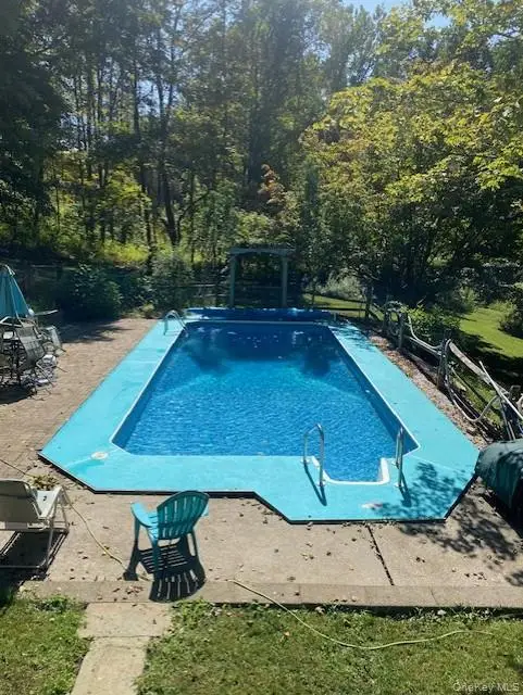 57 Buhleir Road, Pawling, NY 12564