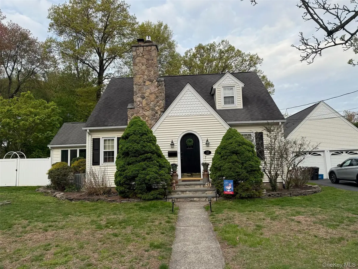 37 Eimer Street, Tappan, NY 10983 - #1