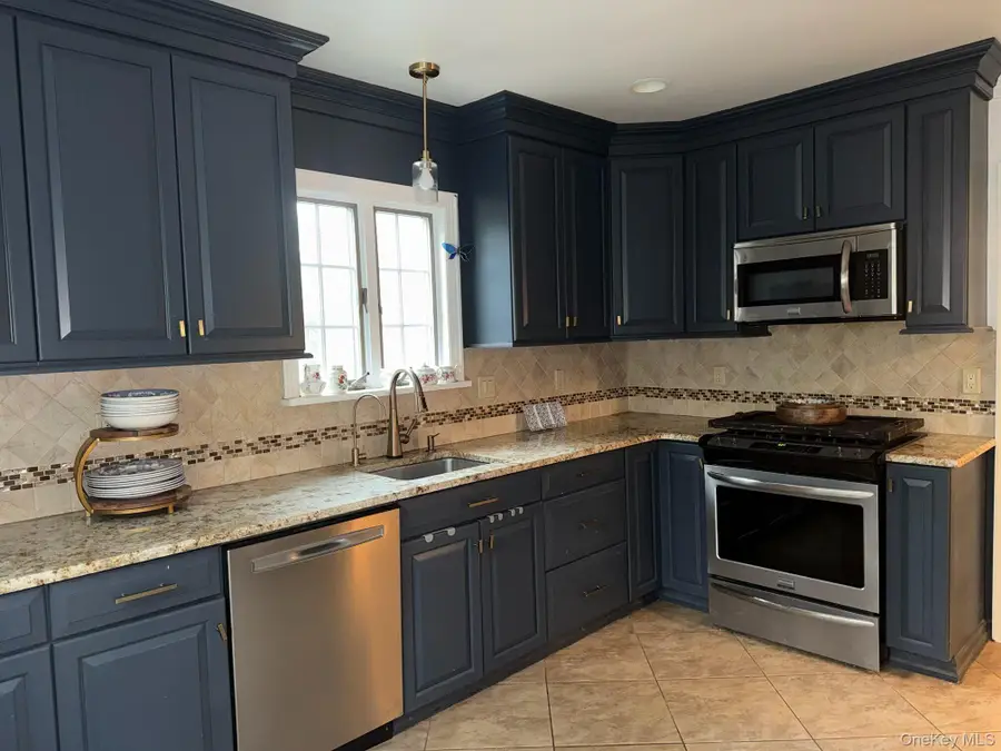 37 Eimer Street, Tappan, NY 10983 - #3