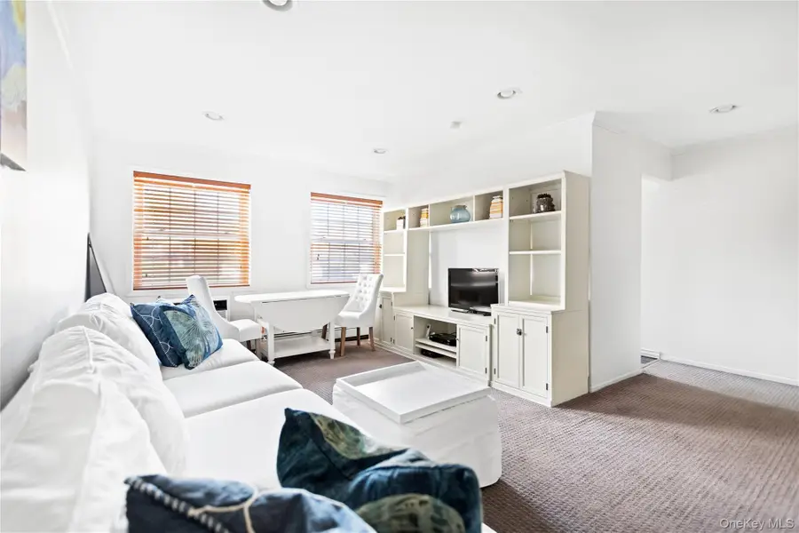 460 Old Town Road #19H, Port Jefferson Station, NY 11776 - #3