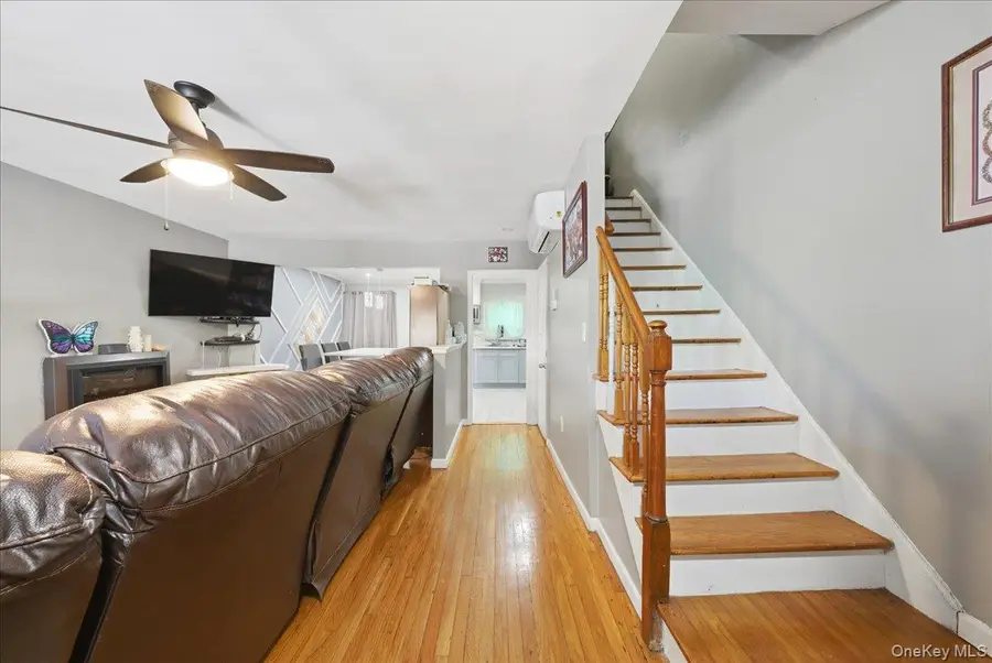 3410 Kingsland Avenue, Bronx, NY 10469 - #2