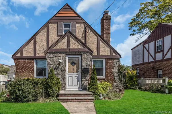 81 Midwood Street, Valley Stream, NY 11580