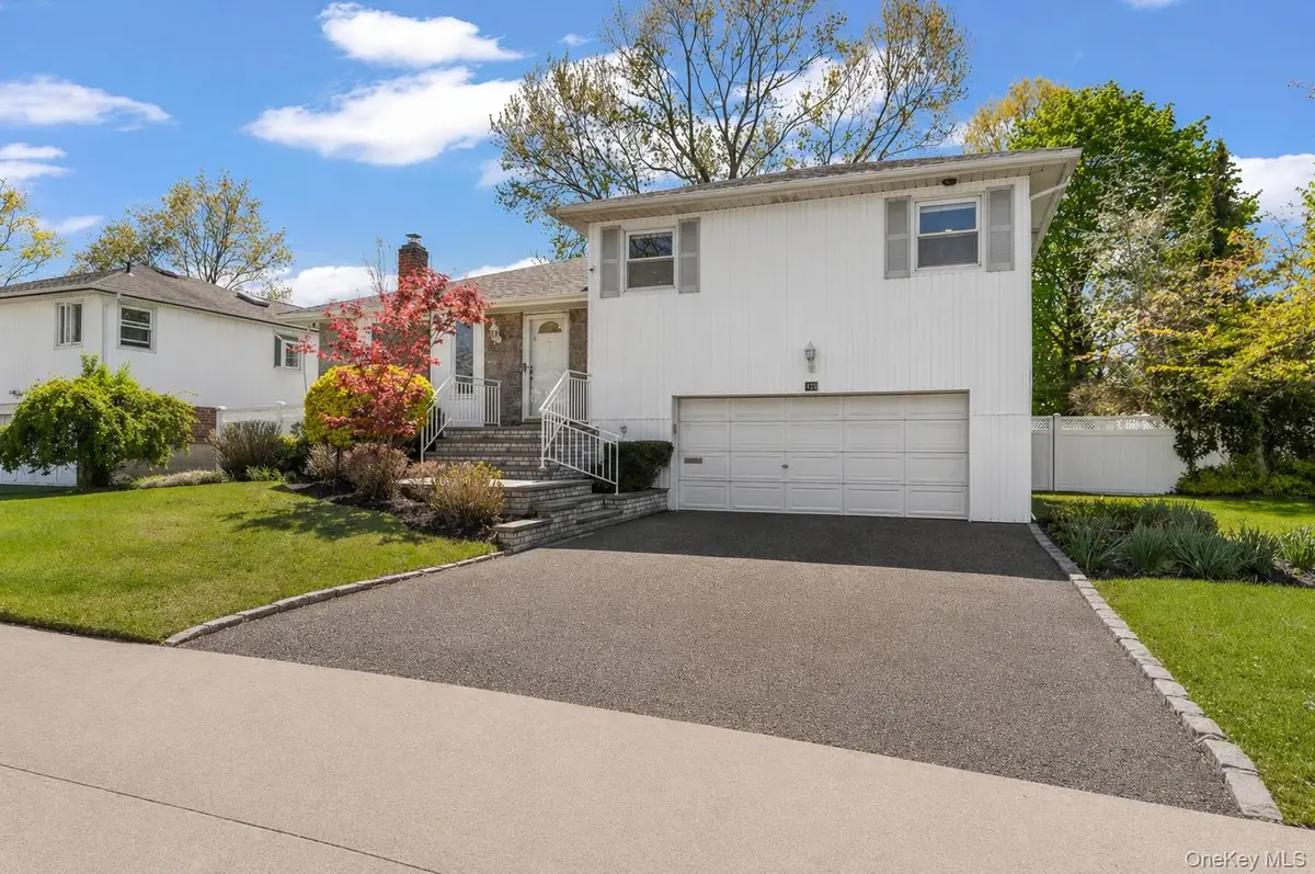 61 Winthrop Road, Plainview, NY 11803 - #1