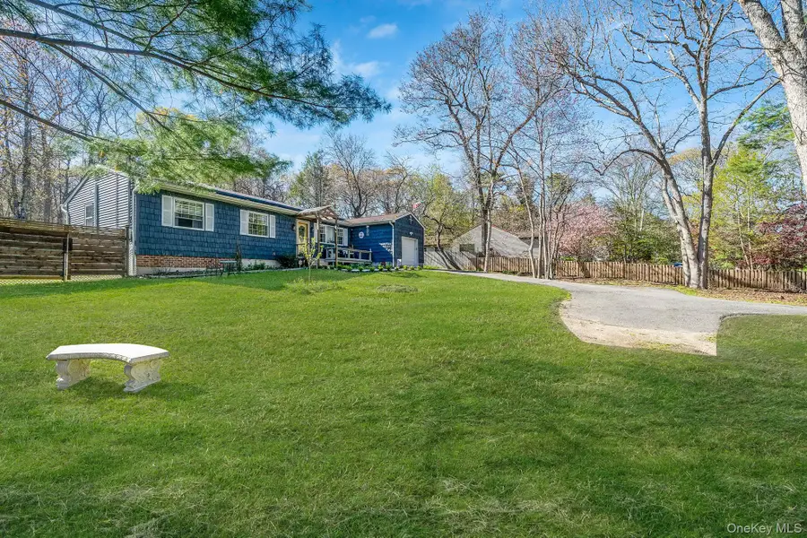 20 Middle Island Road, Middle Island, NY 11953 - #3