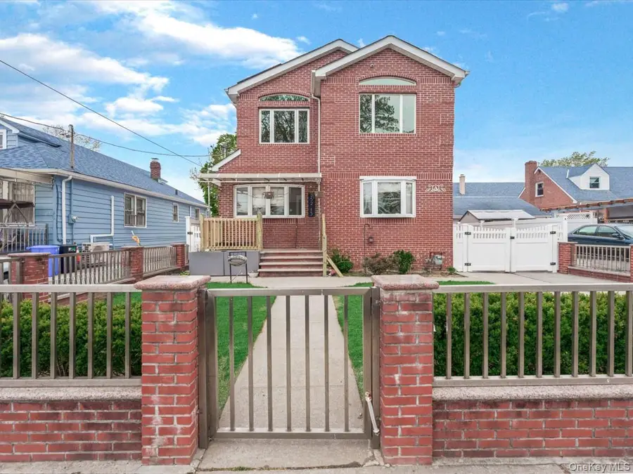 252-15 82nd Avenue, Bellerose, NY 11426 - #2