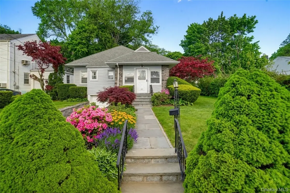 42 Beverly Road, Yonkers, NY 10710 - #1