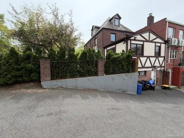 13843 76th Avenue, Flushing, NY 11367 - #3