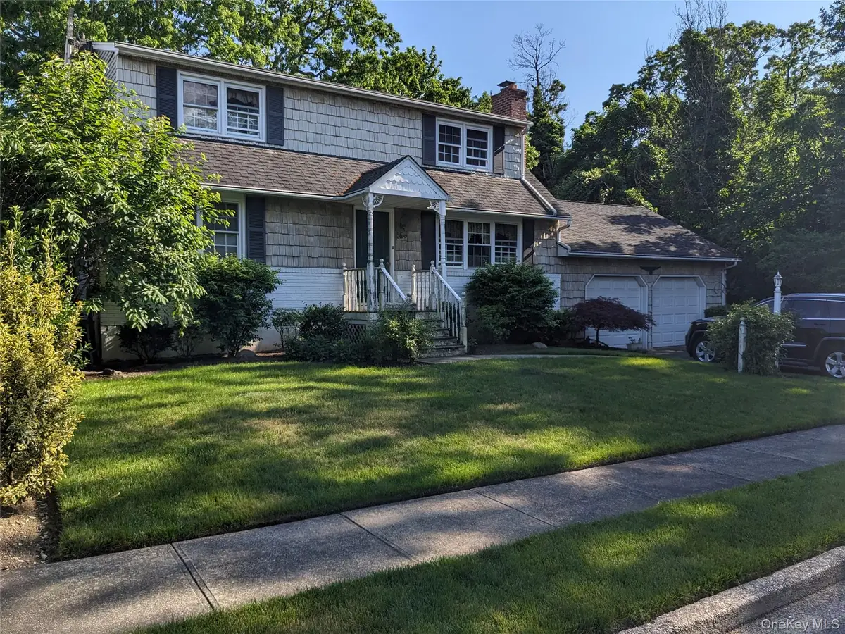 2 Rhode Island Avenue, Massapequa, NY 11758 - #1