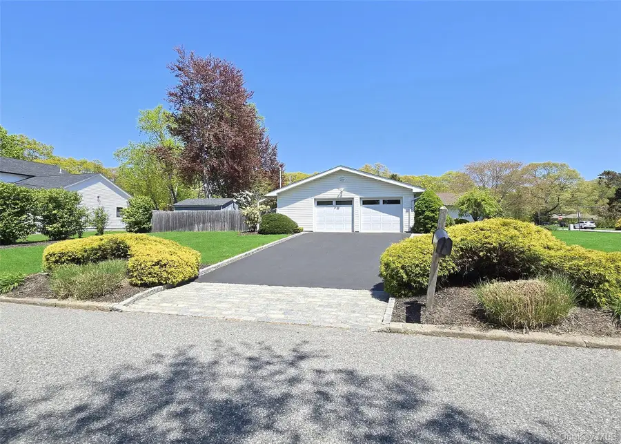 3 Memory Way, Stony Brook, NY 11790 - #2