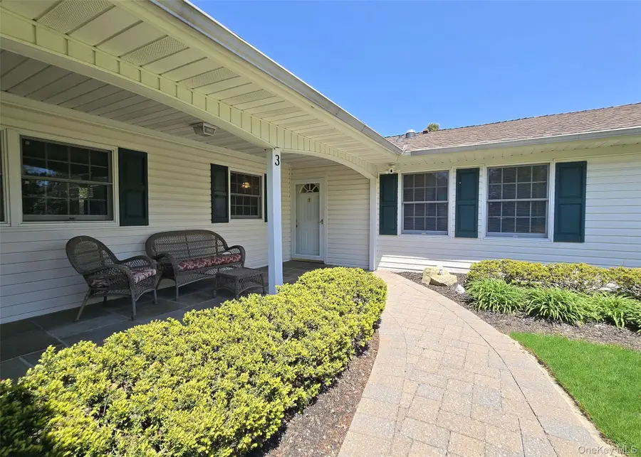 3 Memory Way, Stony Brook, NY 11790 - #3