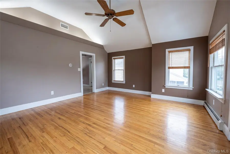 174 Trouville Road, Copiague, NY 11726 - #3