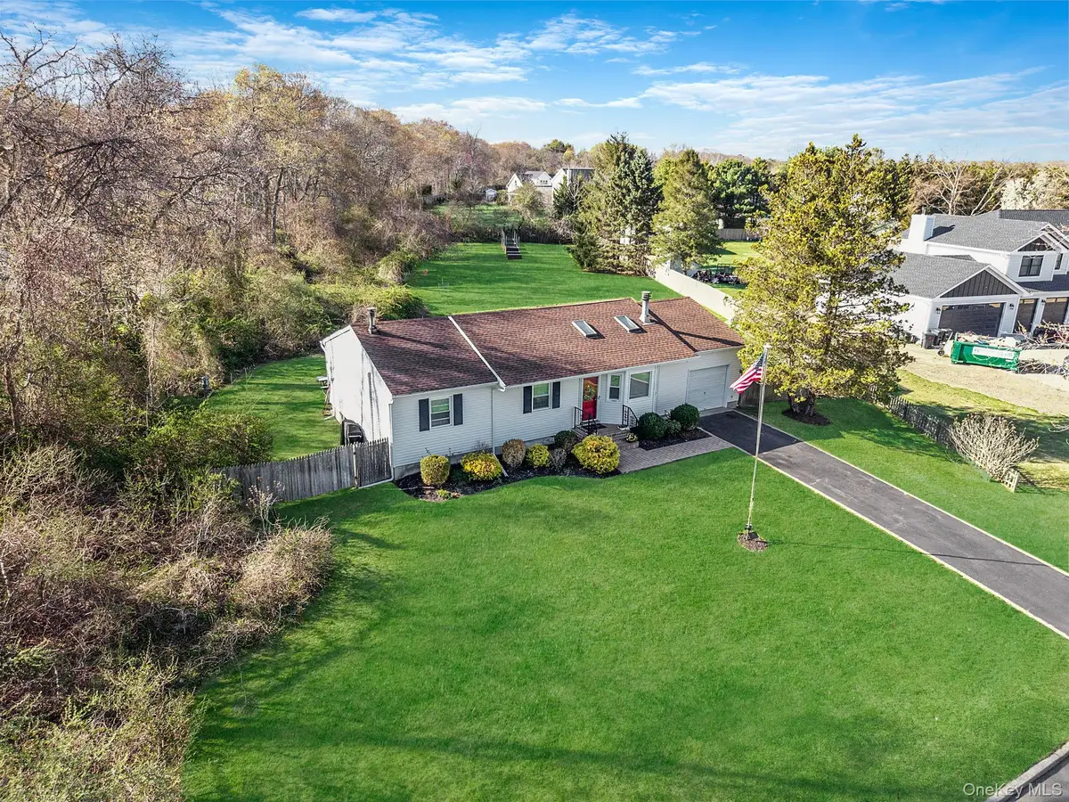 9 Hickory Lane, East Moriches, NY 11940 - #1