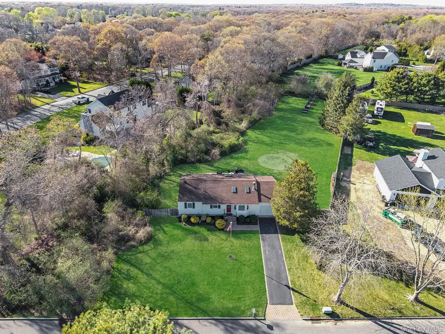 9 Hickory Lane, East Moriches, NY 11940 - #3