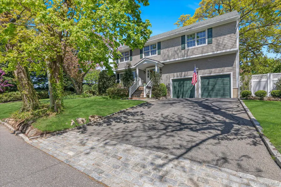 6 Maple Avenue, Locust Valley, NY 11560 - #2