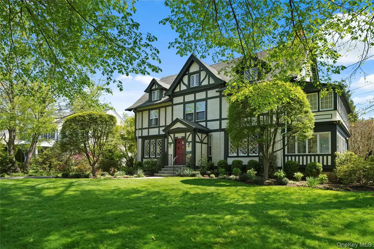 240 Monterey Avenue, Pelham, NY 10803 - #1