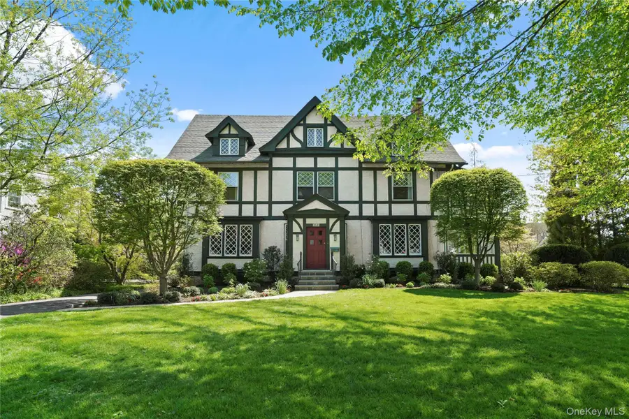 240 Monterey Avenue, Pelham, NY 10803 - #2