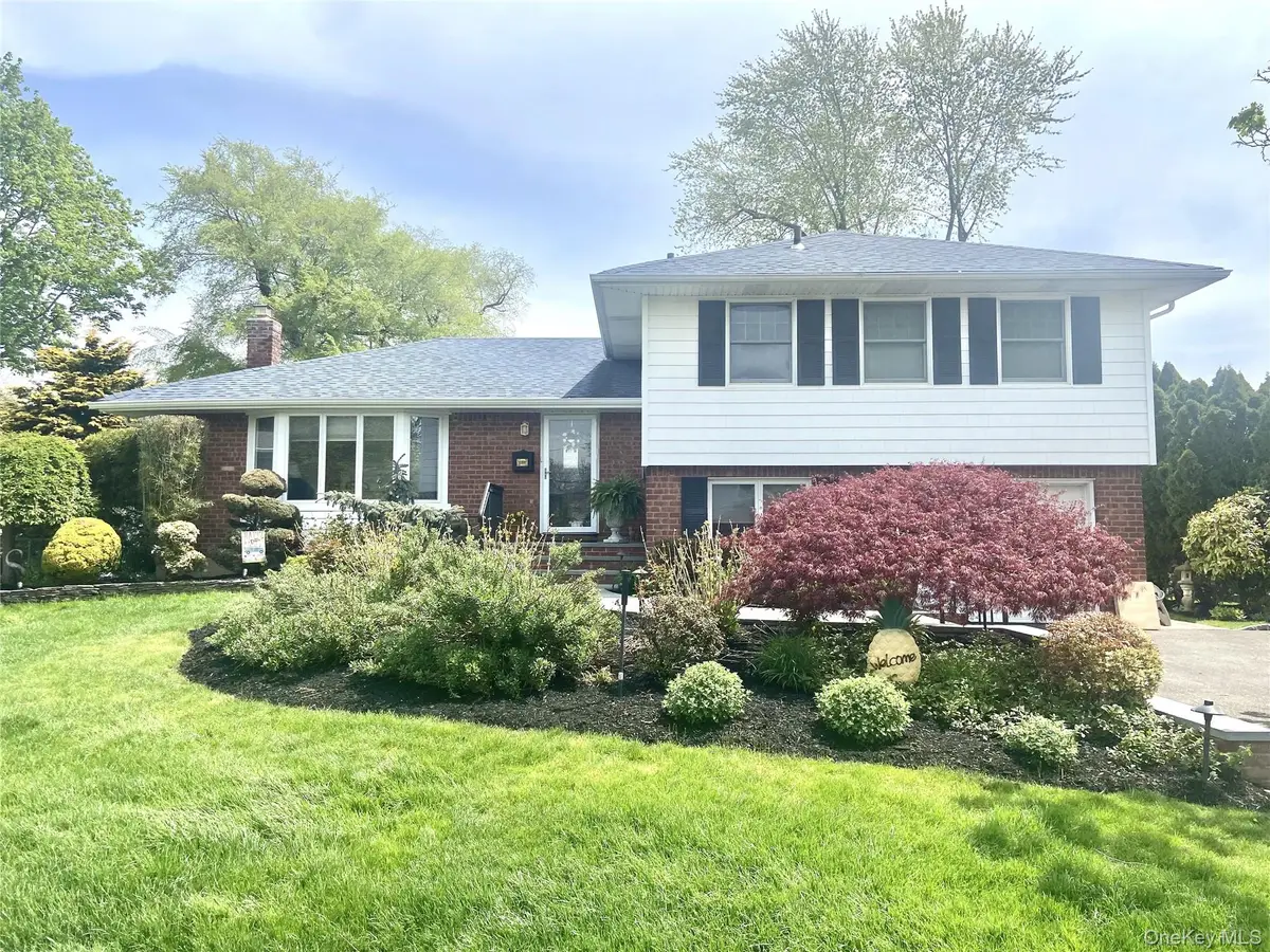 7 Byfield Place, Melville, NY 11747 - #1