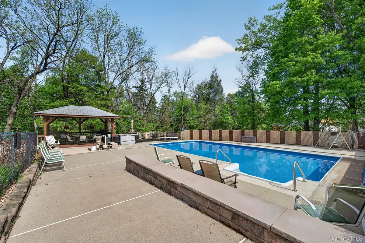 6 Pine Hill Road, Monroe, NY 10950 - #1