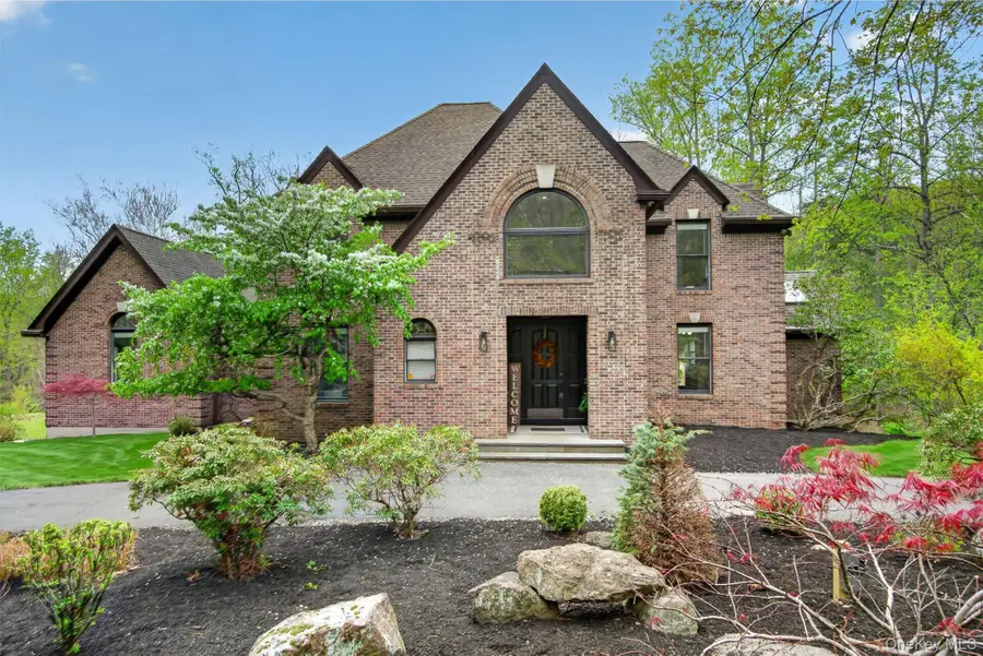 237 South Mountain Road, New City, NY 10956 - #3