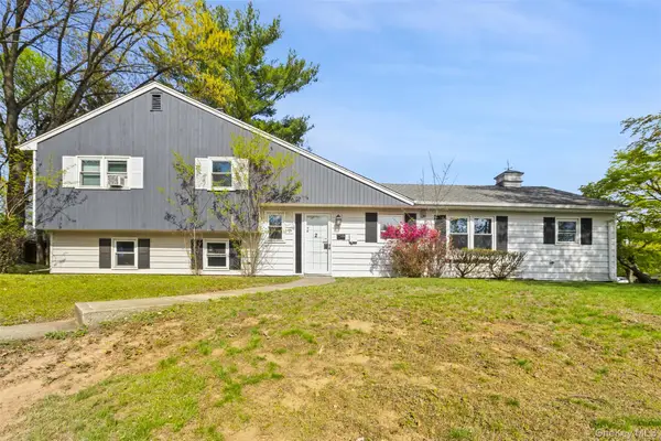 2 Larch Court, West Nyack, NY 10994