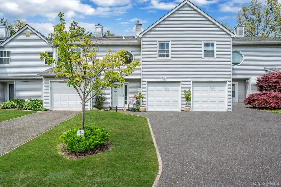 1405 Sara Circle, Terryville, NY 11776 - #2