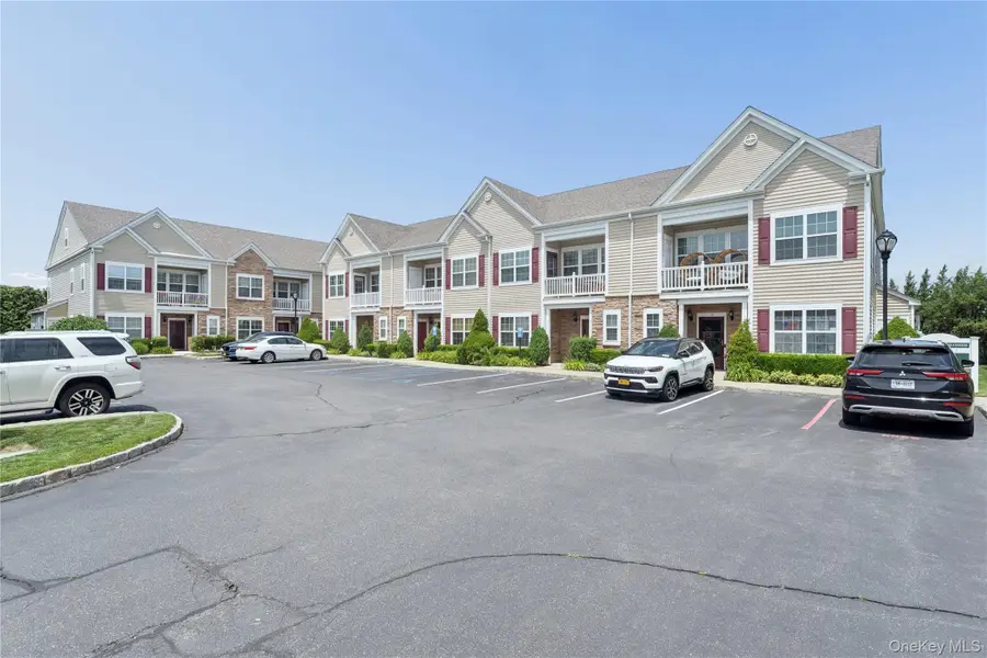 17 Strangford Court #109, Oceanside, NY 11572 - #2
