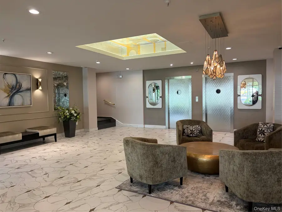 40 Stoner Avenue #1D, Great Neck Plaza, NY 11021 - #2