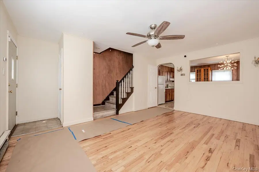 1021 E 229th Street, Bronx, NY 10466 - #3