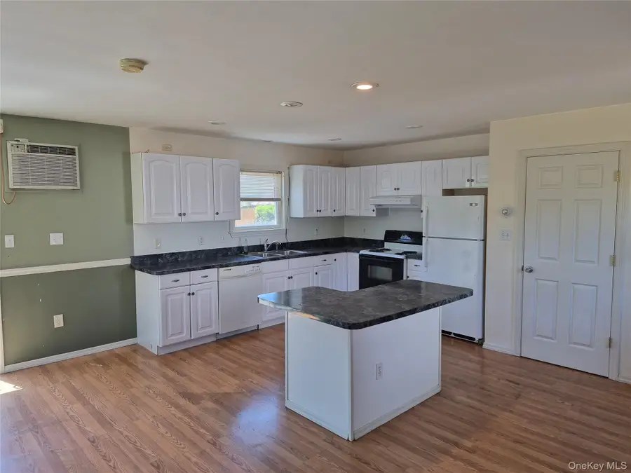 24 Lavender Road, Rocky Point, NY 11778 - #2