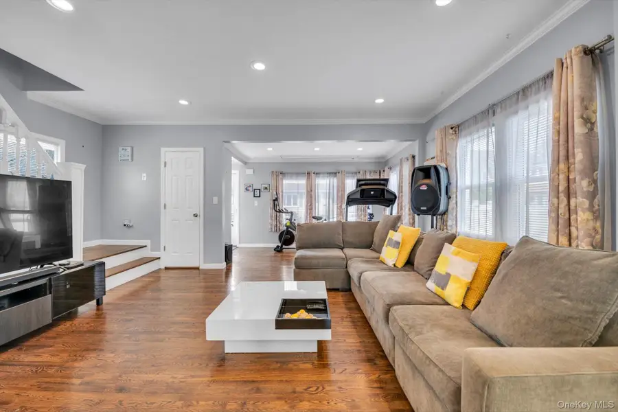 14 Laurel Road, Lindenhurst, NY 11757 - #2