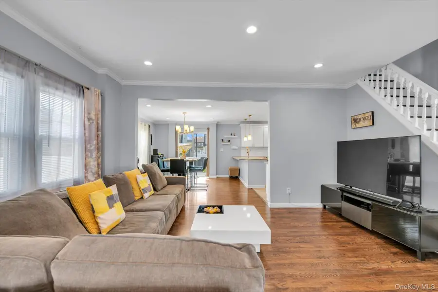 14 Laurel Road, Lindenhurst, NY 11757 - #3