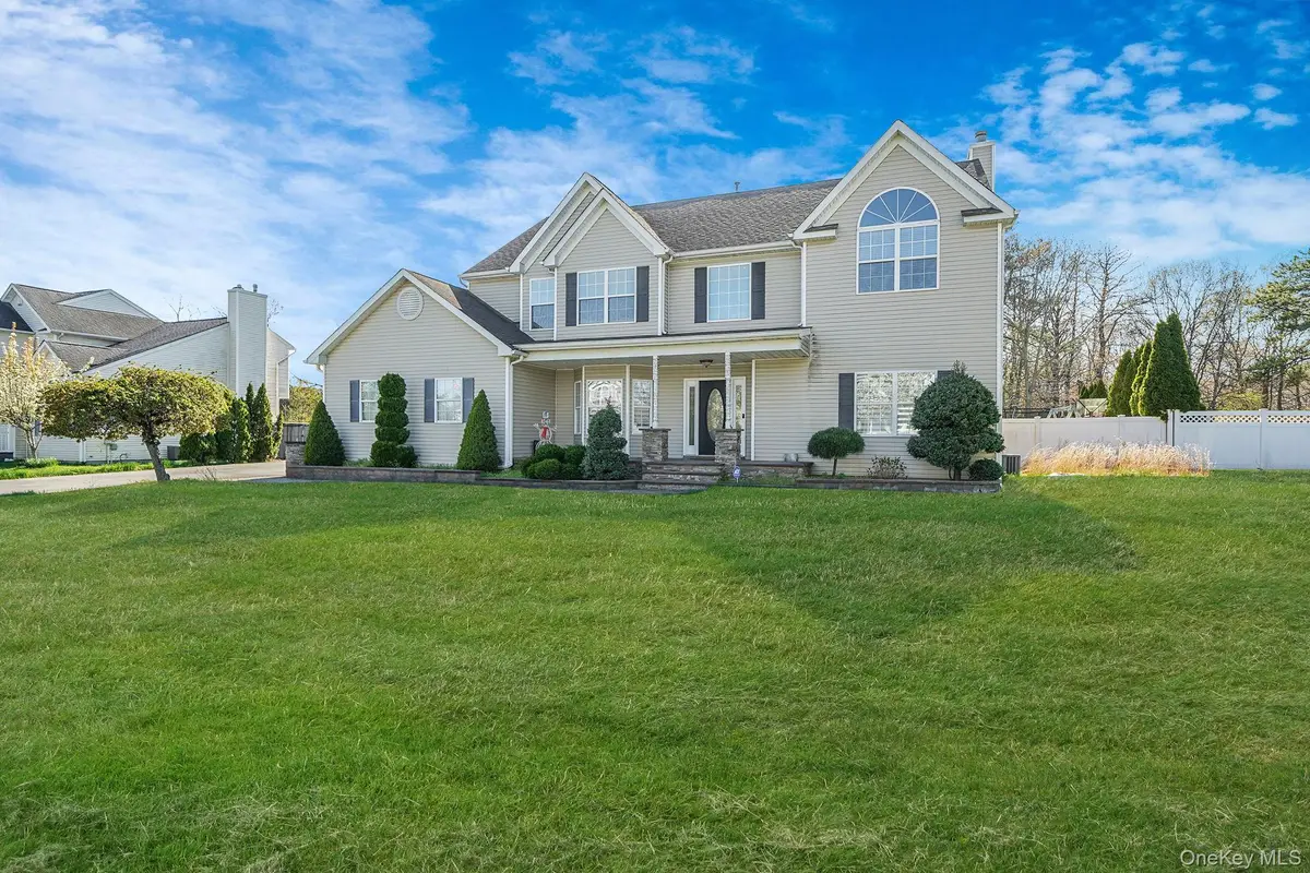 4 Jordan Drive, Medford, NY 11763 - #1