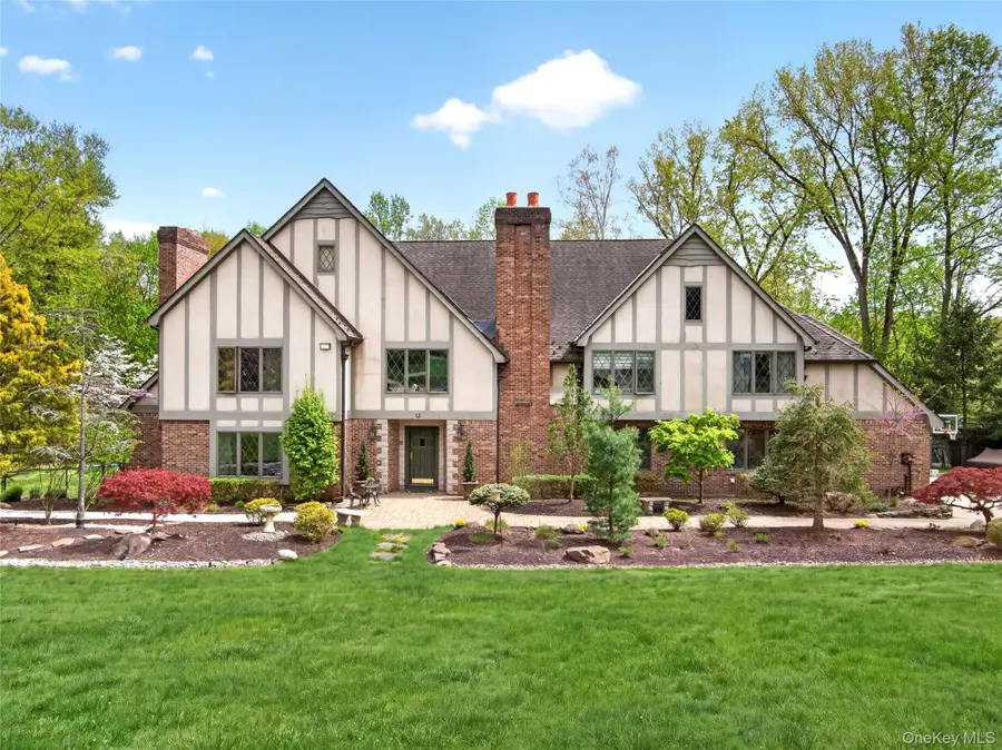 4 Abbey Road, Orangeburg, NY 10962 - #2