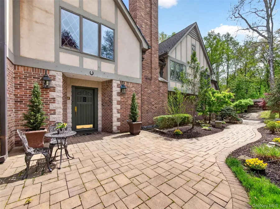 4 Abbey Road, Orangeburg, NY 10962 - #3