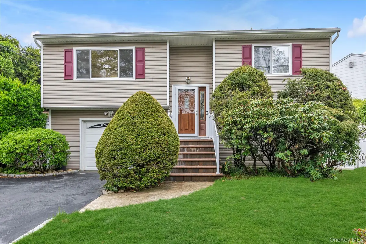 17 Horton Drive, Huntington Station, NY 11746 - #1