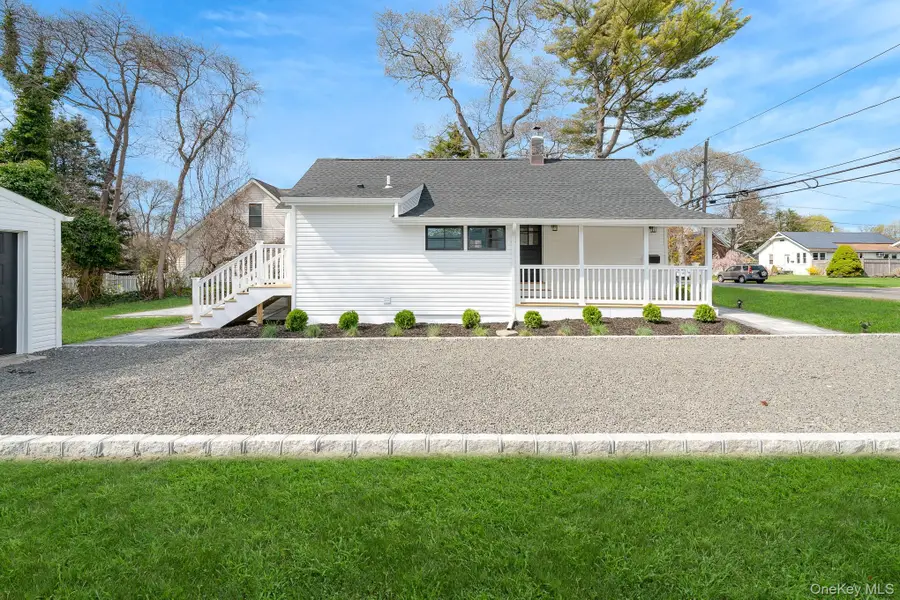88 Cliff Avenue, Sayville, NY 11782 - #2