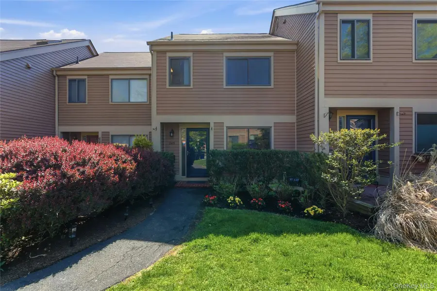 245 Treetop Crescent, Rye Brook, NY 10573 - #2