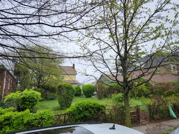 13304 226th Street, Laurelton, NY 11413